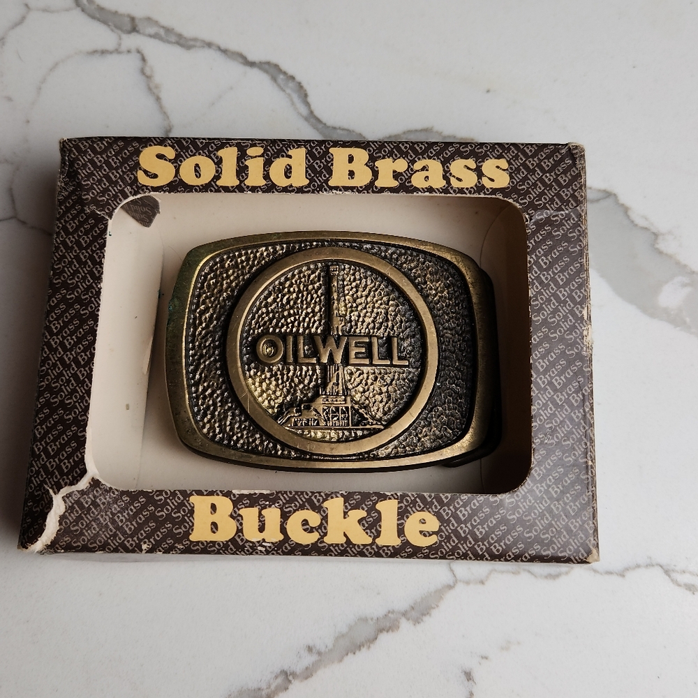 VINTAGE 1978 SOLID BRASS OILWELL BELT BUCKLE